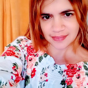 Meet your Posher, Isela